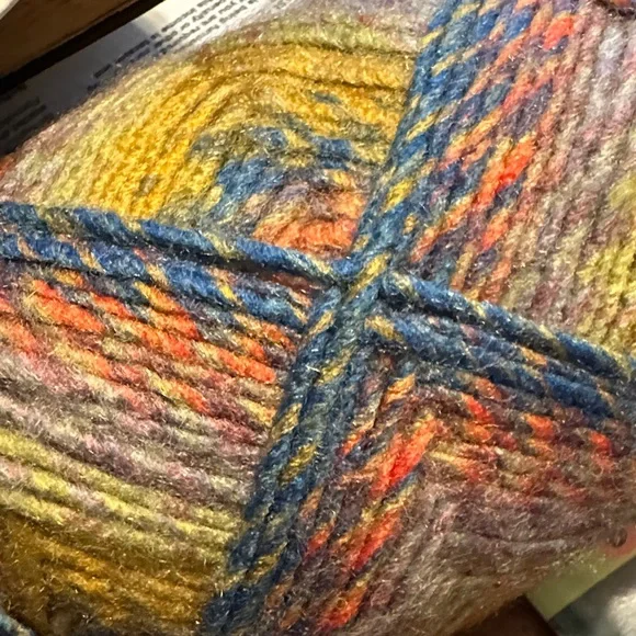 Colorful Yarn Bundle for Fiber Arts - Picture 6 of 9